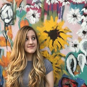 Meet your Posher, Kelsey